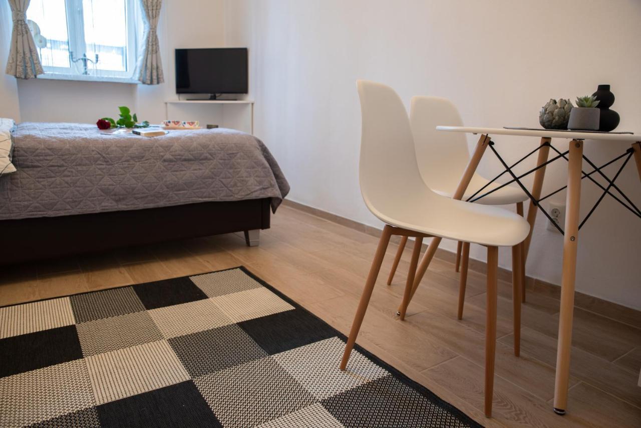 Central Bright Apartment Kluż-Napoka Zewnętrze zdjęcie